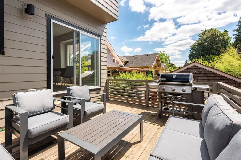 Comfy Family Home, Walkable Neighborhood + Patio! Portland Zewnętrze zdjęcie
