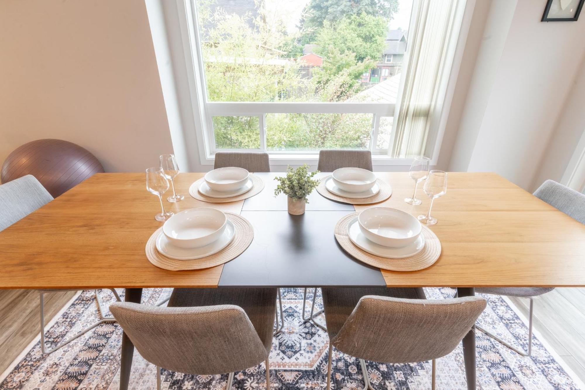 Comfy Family Home, Walkable Neighborhood + Patio! Portland Zewnętrze zdjęcie